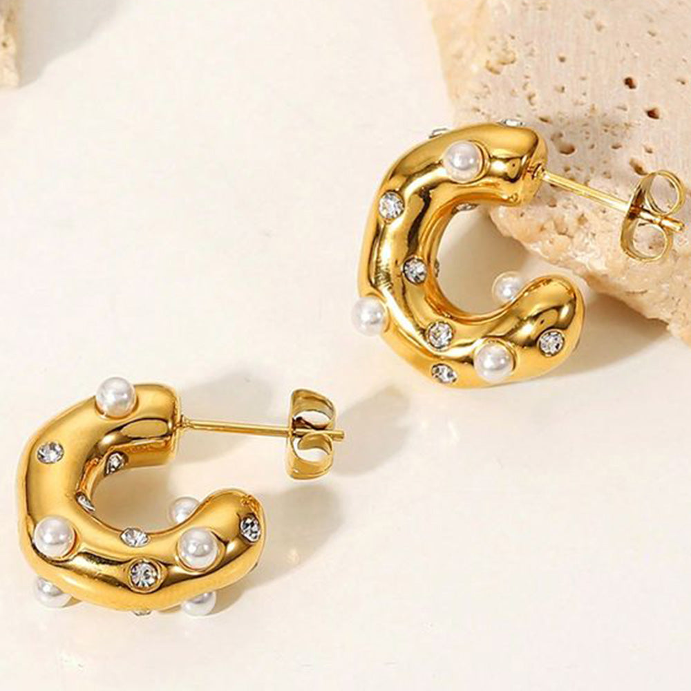 Chloe Pearl Earrings